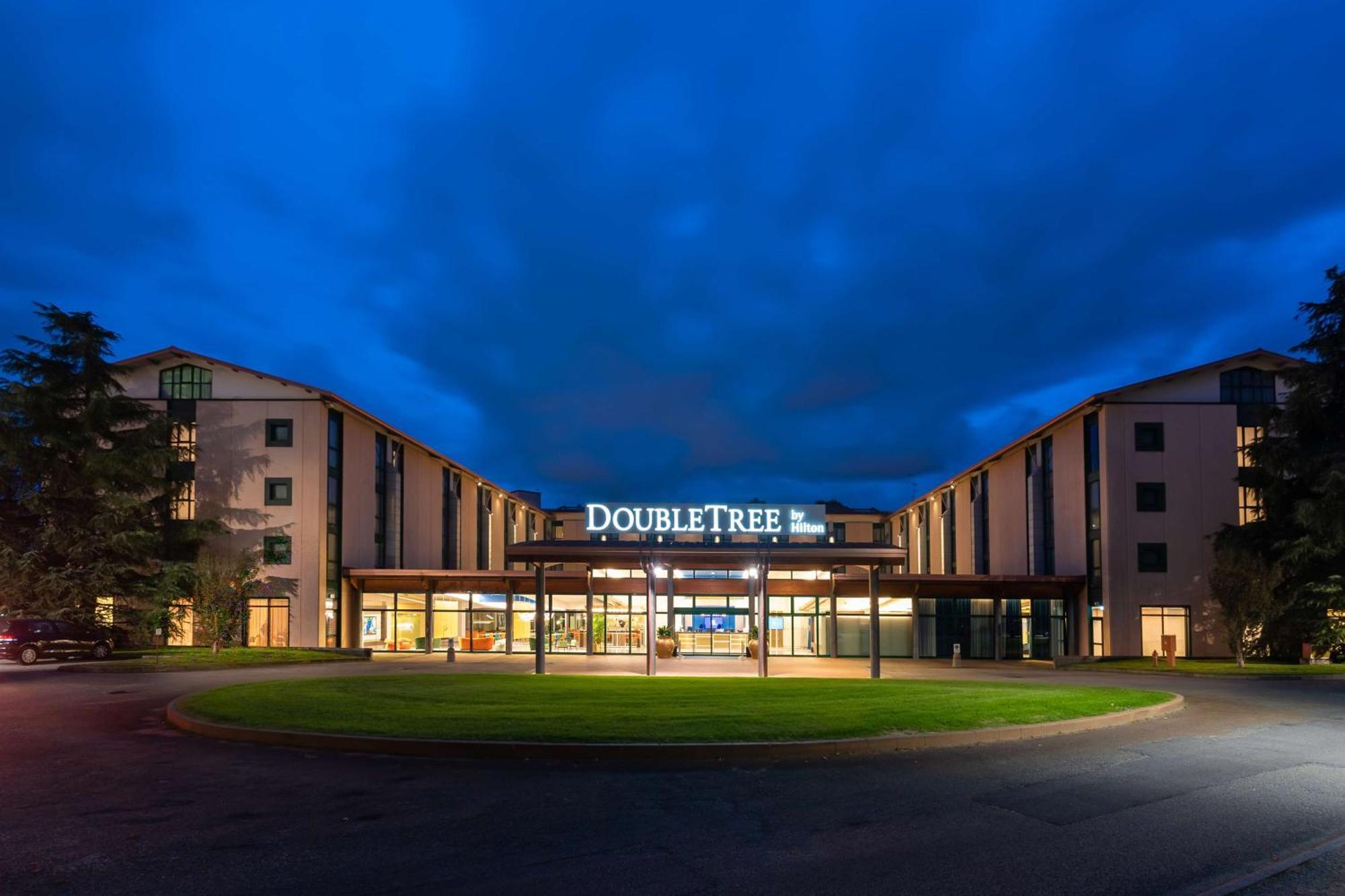 Doubletree By Hilton Milan Malpensa Solbiate Olona Hotel Eksteriør billede