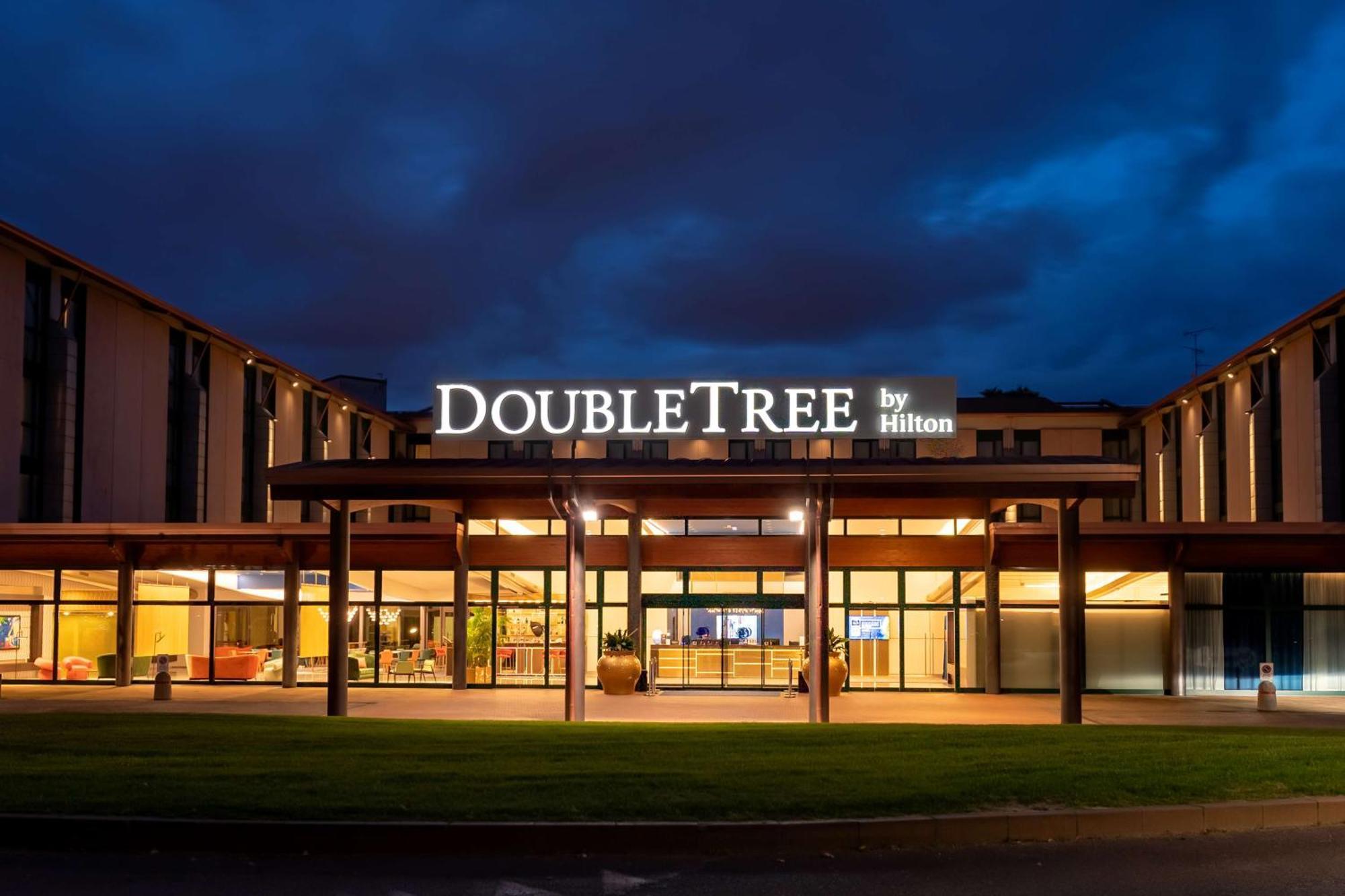 Doubletree By Hilton Milan Malpensa Solbiate Olona Hotel Eksteriør billede