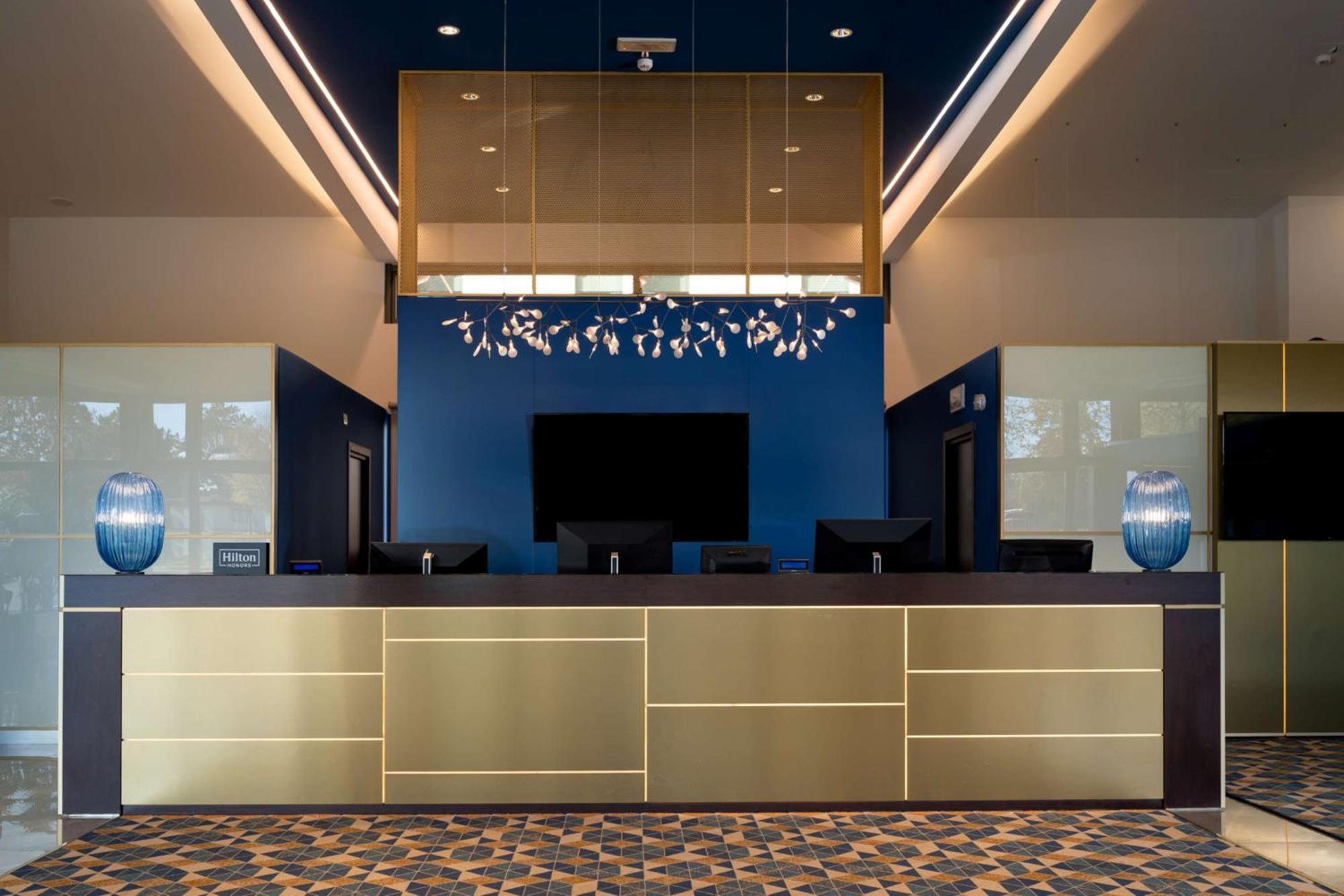 Doubletree By Hilton Milan Malpensa Solbiate Olona Hotel Eksteriør billede
