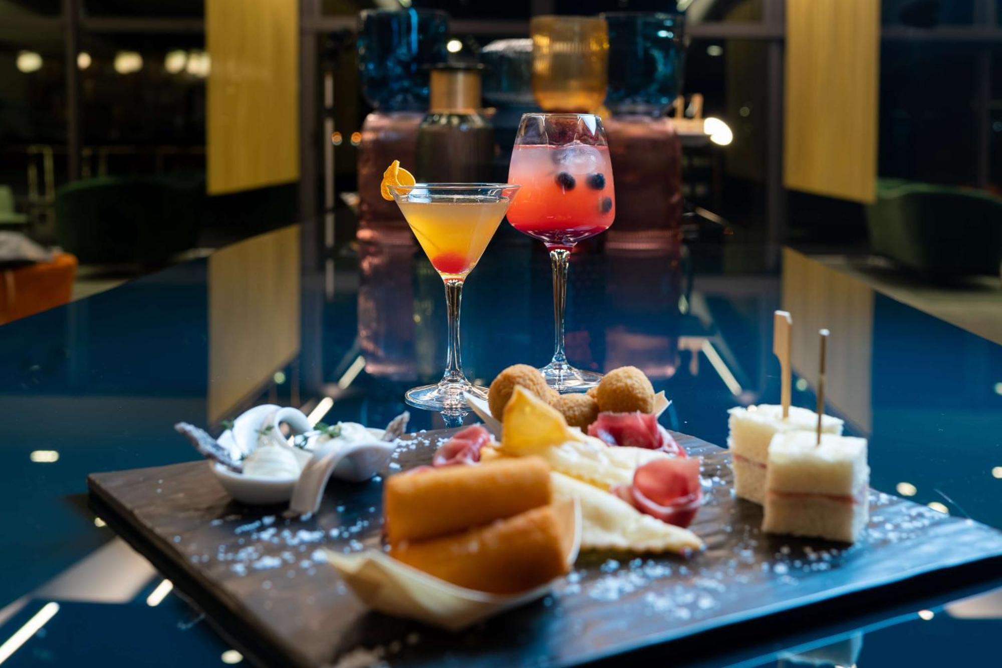 Doubletree By Hilton Milan Malpensa Solbiate Olona Hotel Eksteriør billede